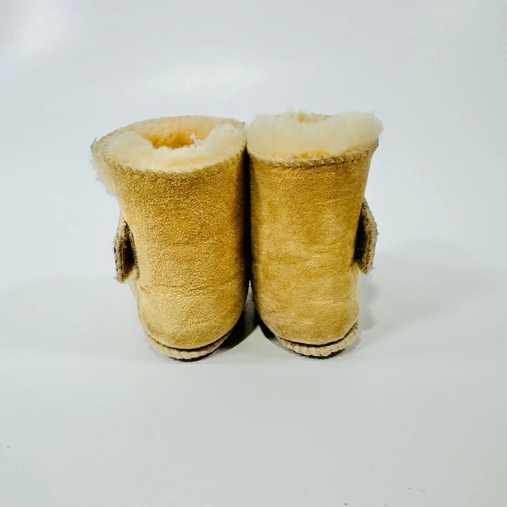 UGG Australia Baby Booties – Soft Sheepskin Comfort with Leather Upper & Outsole - Picture 5 of 14